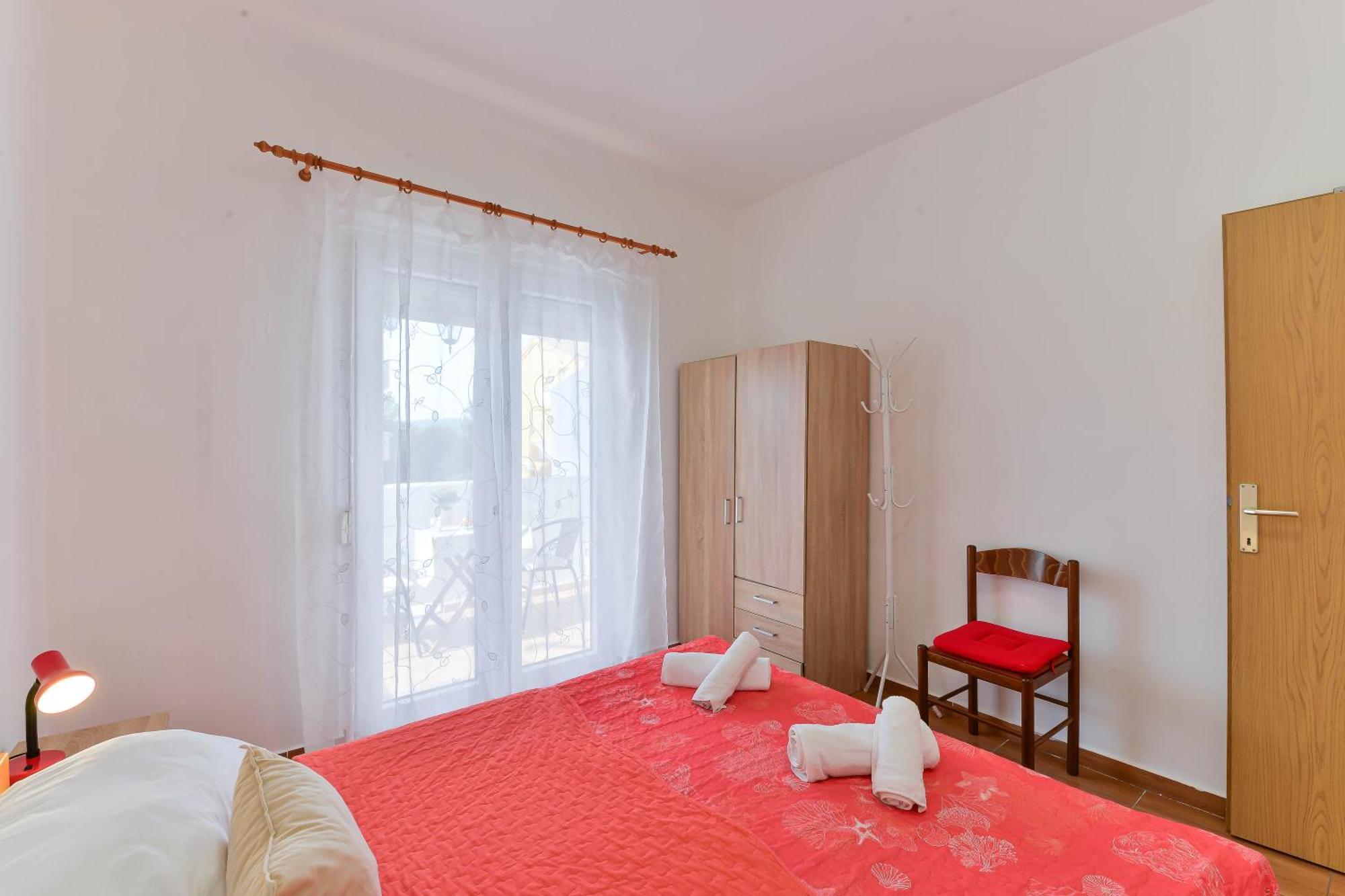 Apartments Citrus Turanj Bagian luar foto